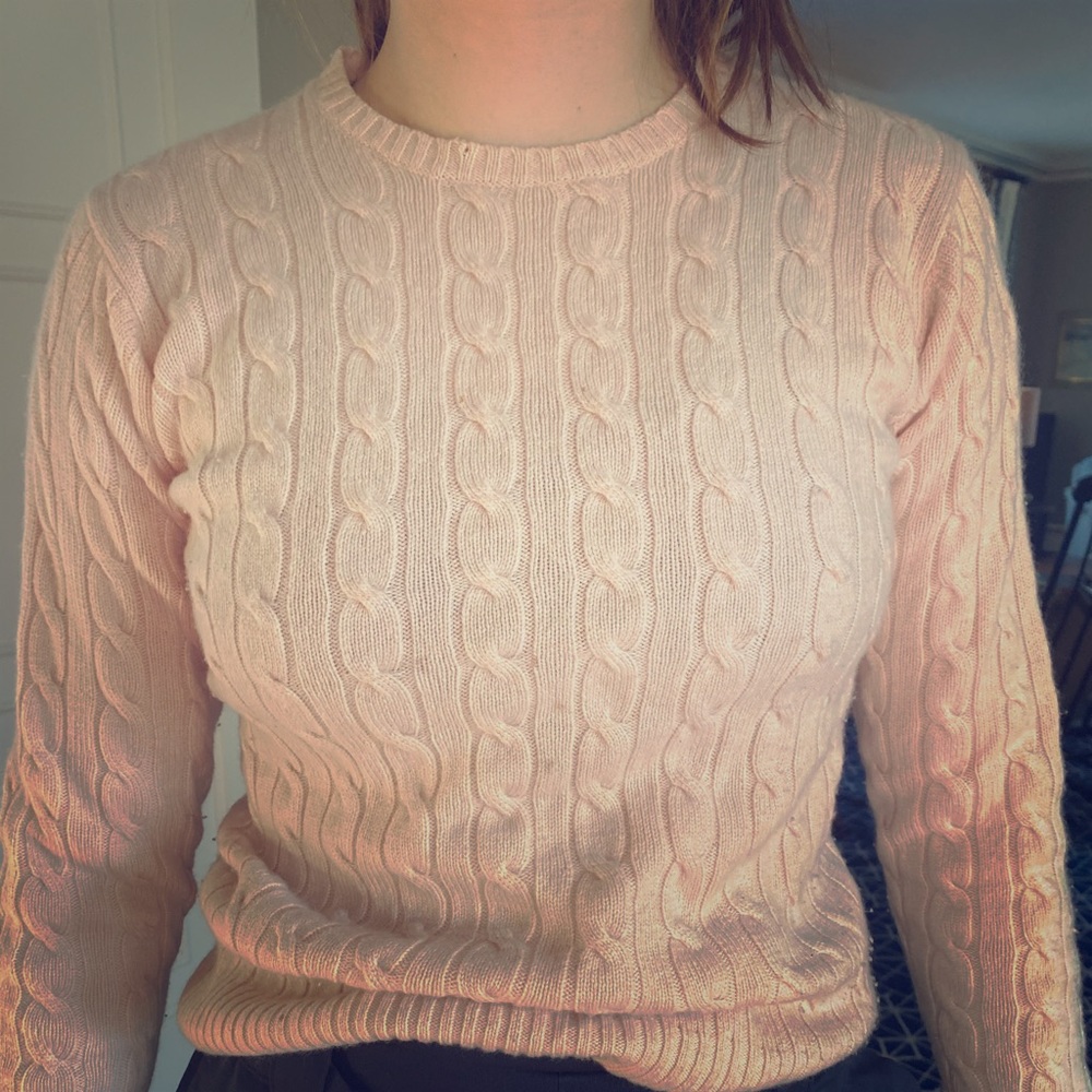 Light pink cashmere sweater